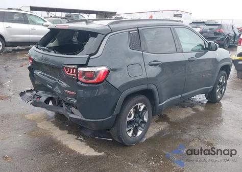 2018 Jeep Compass Trailhawk 4X4 from USA, damaged, VIN 3C4NJDDB0JT336709